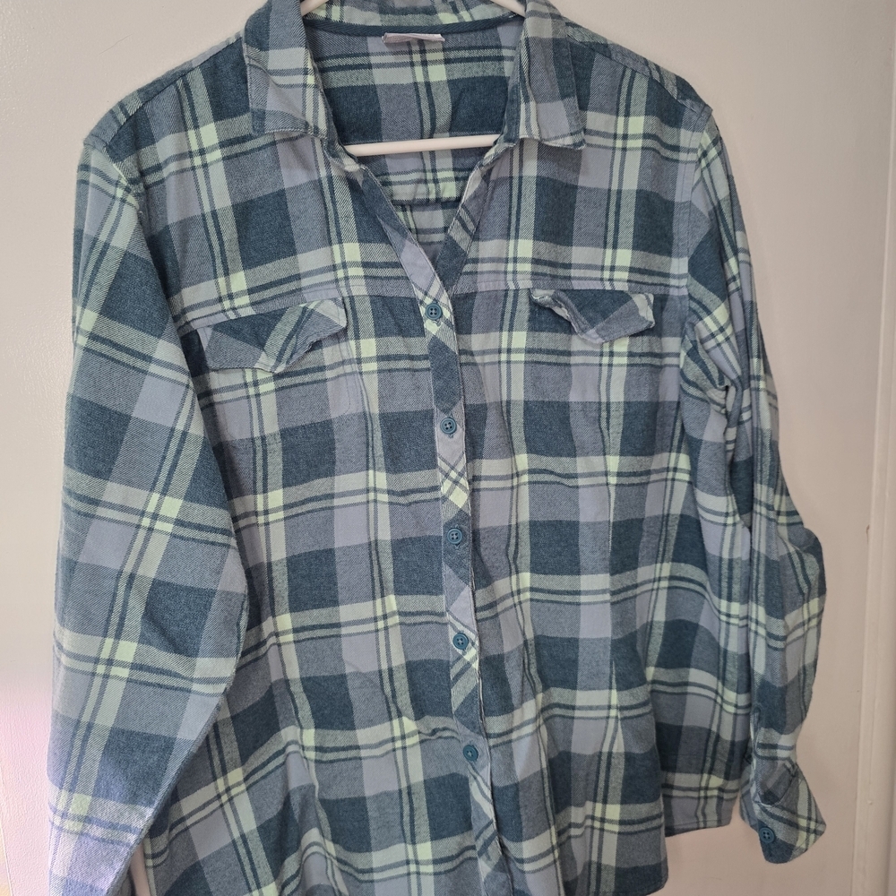 Columbia Women’s 2X Plaid Flannel Shirt Blue Green Button Down Plus Size